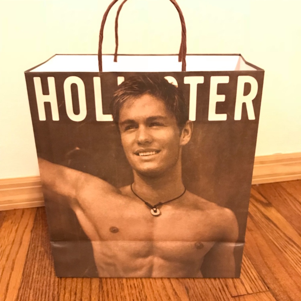 ❣️Free bag w any Hollister purchase